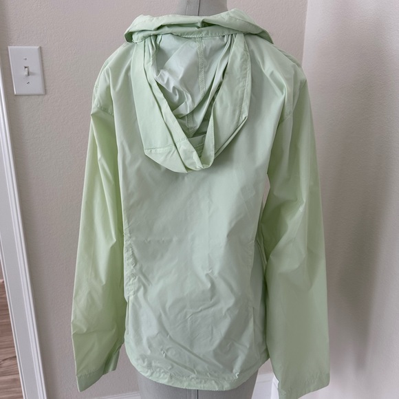Green Columbia rain jacket - Picture 4 of 6